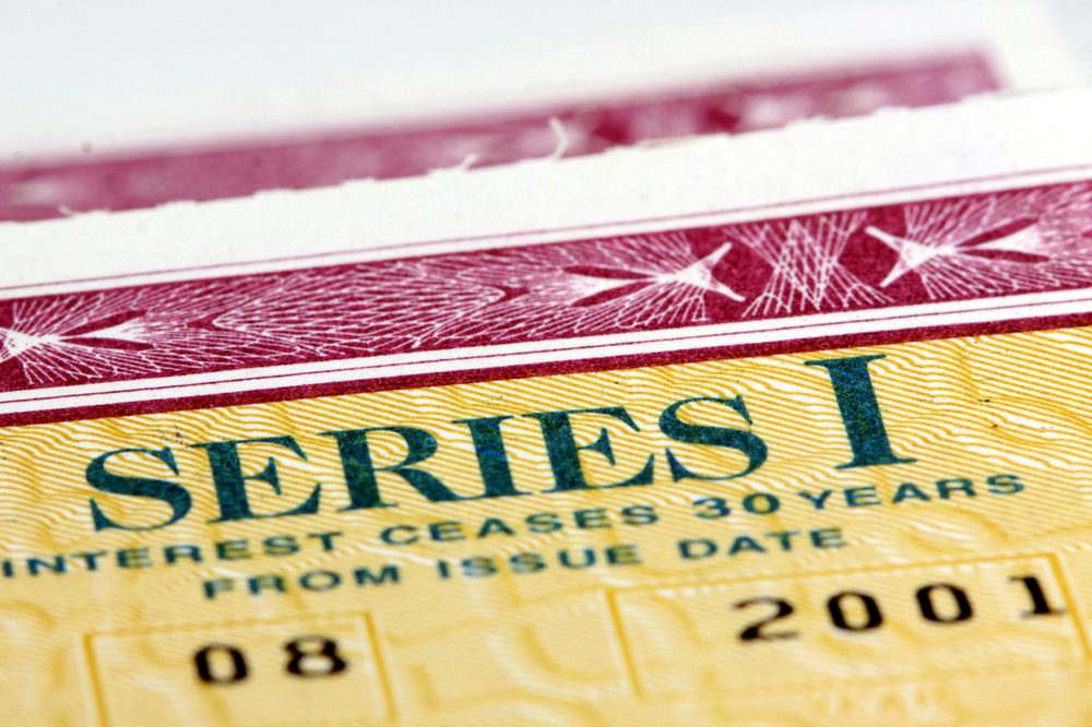 Understanding Series I Inflation Adjusted Savings Bonds and the Pros and Cons of Investing in Them